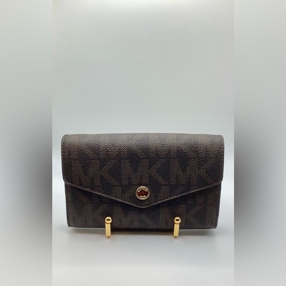 Michael Kors Wallet Converter - Picture 2 of 8